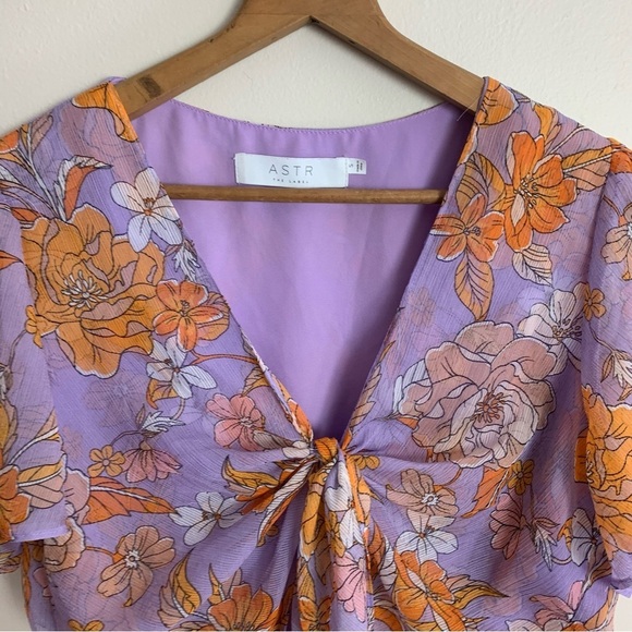 [ASTR the Label] Lavender Purple & Orange Floral Print Short Sleeve Bodysuit - Picture 2 of 9